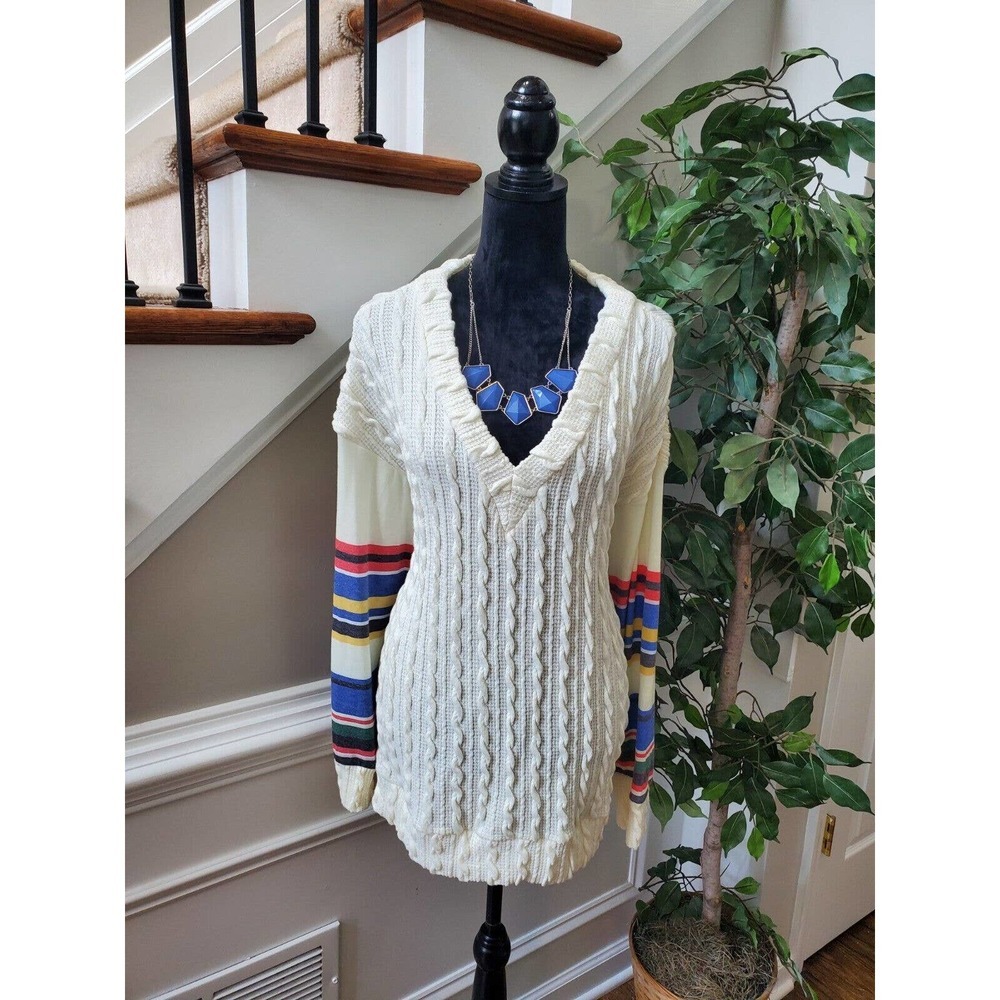 Luukse Women's Cream V-Neck Long Sleeve Pullover Knit Casual Sweater Size Medium
